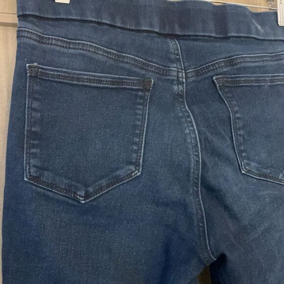 Gloria Vanderbilt slimming jeggings, size 8 - Picture 5 of 14